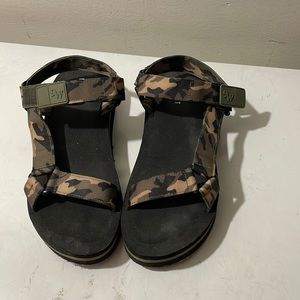 Nine west teva style sandals